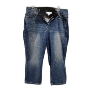 Distressed Jeans Capri Lane Bryant Size 18